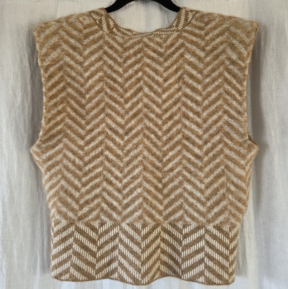 Veronica Beard | Dutton Herringbone Knit Vest - Picture 2 of 8